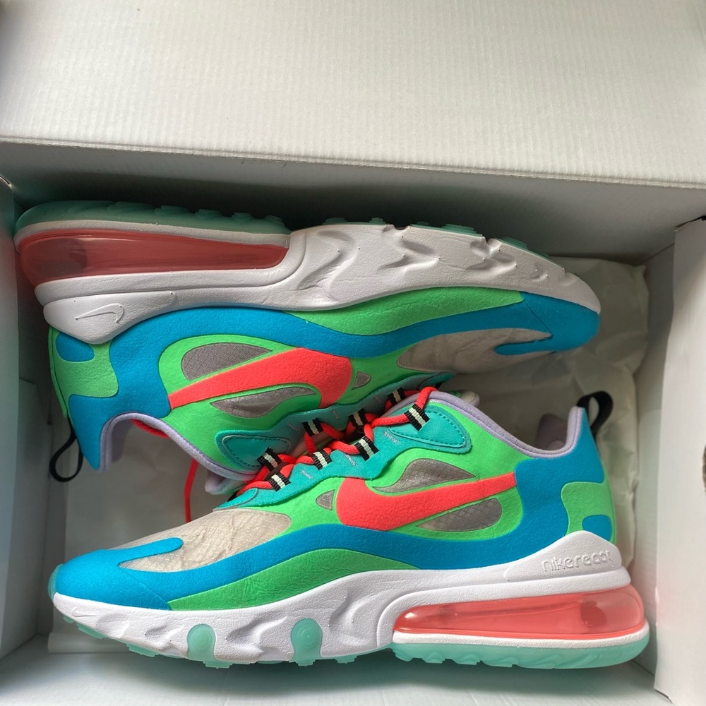 W air max 270 react
